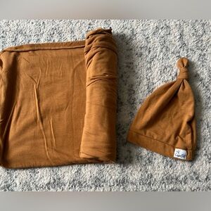 Copper Pearl swaddle and hat